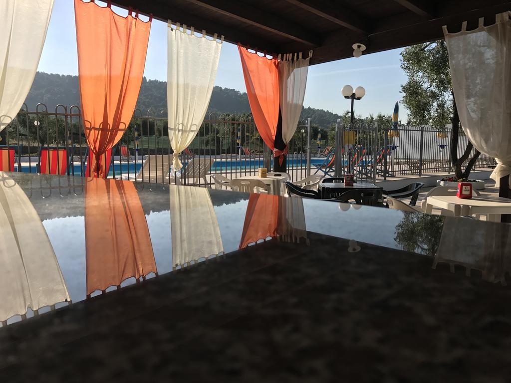 Funno Delle Noci Hotel Peschici Exterior foto
